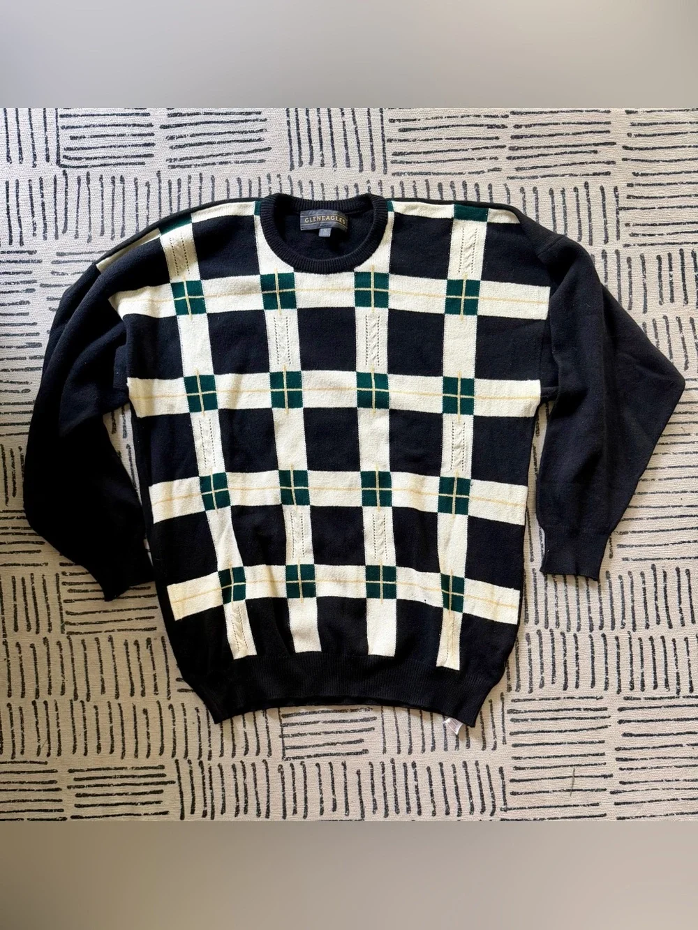 Vintage 90s Gleneagles Black & Cream Plaid Crewneck Sweater